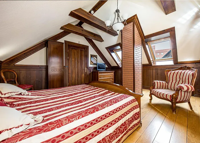 1925 Διαμέρισμα *